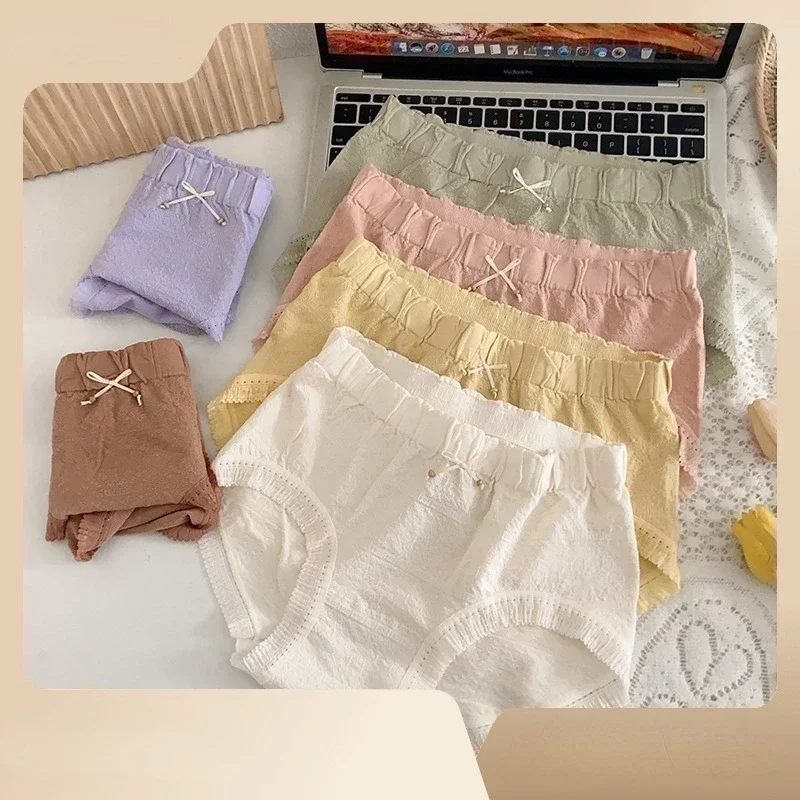 Triangle Underwear Women Seamless Simple Wind Solid Color Cotton Antibacterial Waist Sweet Lovely Comfortable Breathable
Triangle Underwear Women Seamless Simple Wind Solid Color Cotton Antibacterial Waist Sweet Lovely Comfortable Breathable