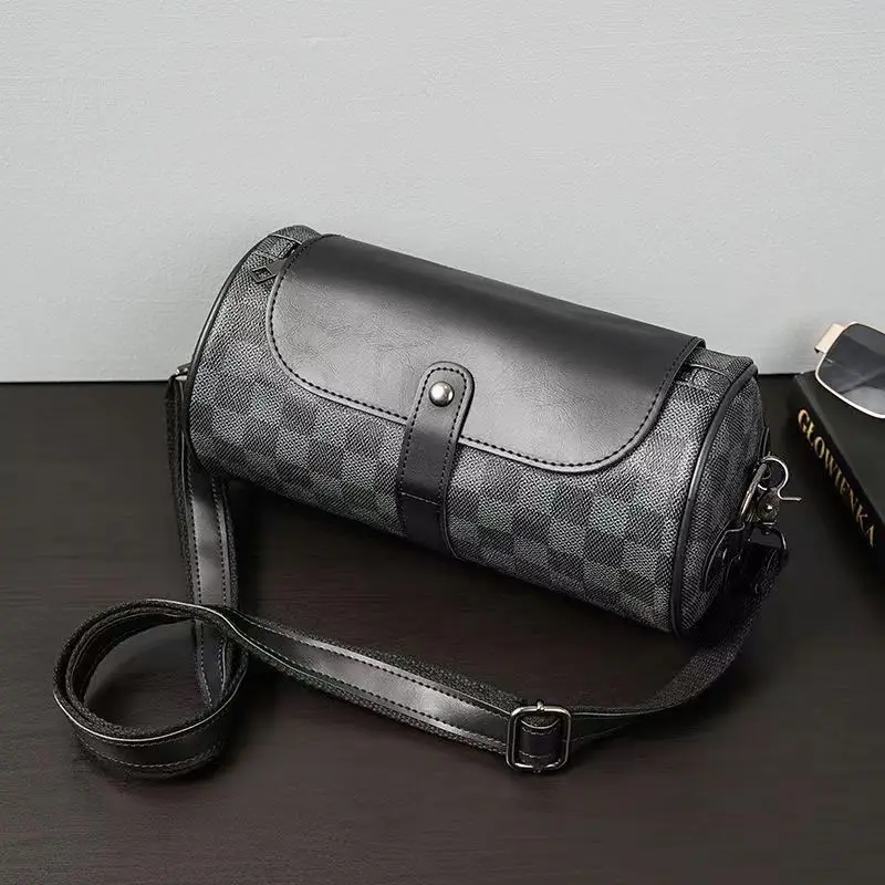 Men's personalized shoulder bag, cylindrical bag, fashionable and casual crossbody bag
Men's personalized shoulder bag, cylindrical bag, fashionable and casual crossbody bag