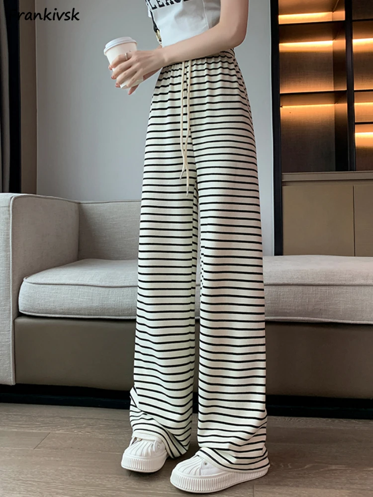 Women Pants Elegant Striped High Waist Drawstring Streetwear Wide Leg Trousers Daily Comfortable American Style Simple Classic
Women Pants Elegant Striped High Waist Drawstring Streetwear Wide Leg Trousers Daily Comfortable American Style Simple Classic