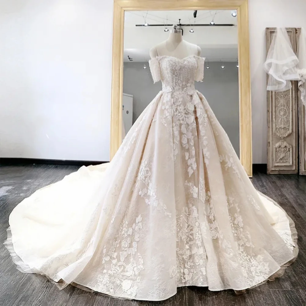2024 Lace A-Line Wedding Dresses for Women Applique Beaded Bridal Gowns Beaded robe de mariee Custom Made vestidos de novia
2024 Lace A-Line Wedding Dresses for Women Applique Beaded Bridal Gowns Beaded robe de mariee Custom Made vestidos de novia