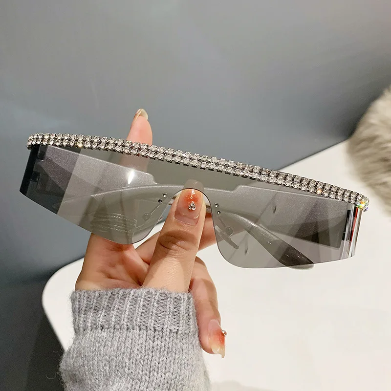 Woman Rimless Diamond Sunglasses Vintage Rectangle Men Sun Glasses Square Rhinestone Eyewear Party Glasses Uv400 Outdoor Goggles
Woman Rimless Diamond Sunglasses Vintage Rectangle Men Sun Glasses Square Rhinestone Eyewear Party Glasses Uv400 Outdoor Goggles