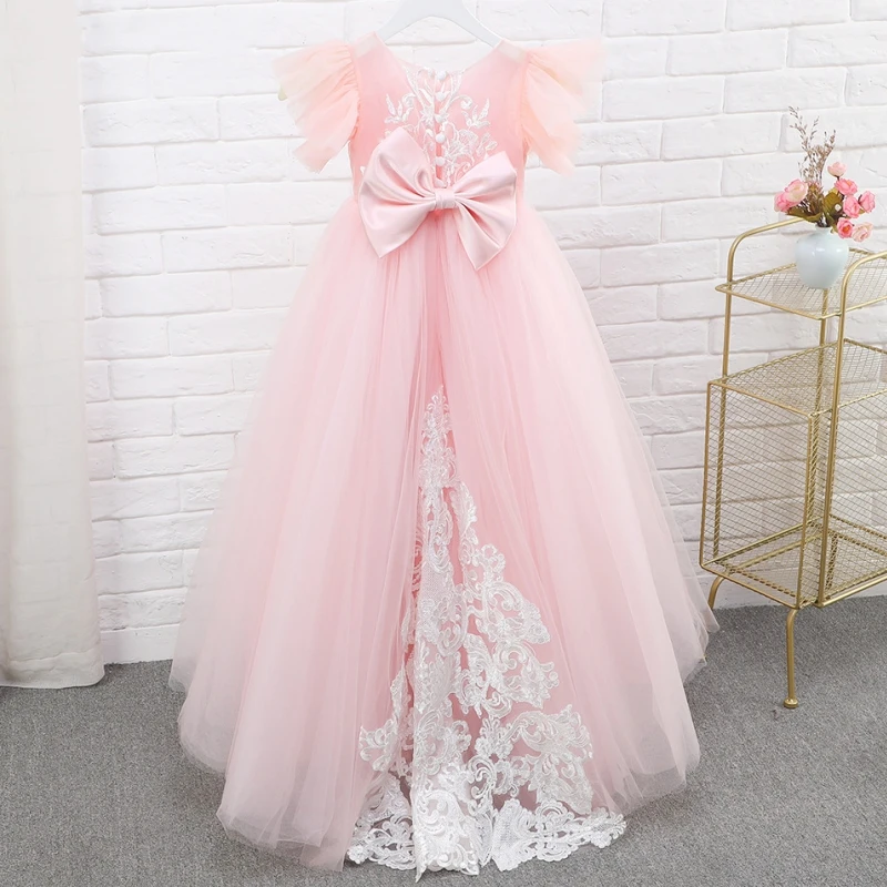 Lace Ivory Flower Girl Dresses Appliques Girls Wedding Party Dress Cap Sleeves Puffy Princess Dress Bow First Communion Gowns
Lace Ivory Flower Girl Dresses Appliques Girls Wedding Party Dress Cap Sleeves Puffy Princess Dress Bow First Communion Gowns