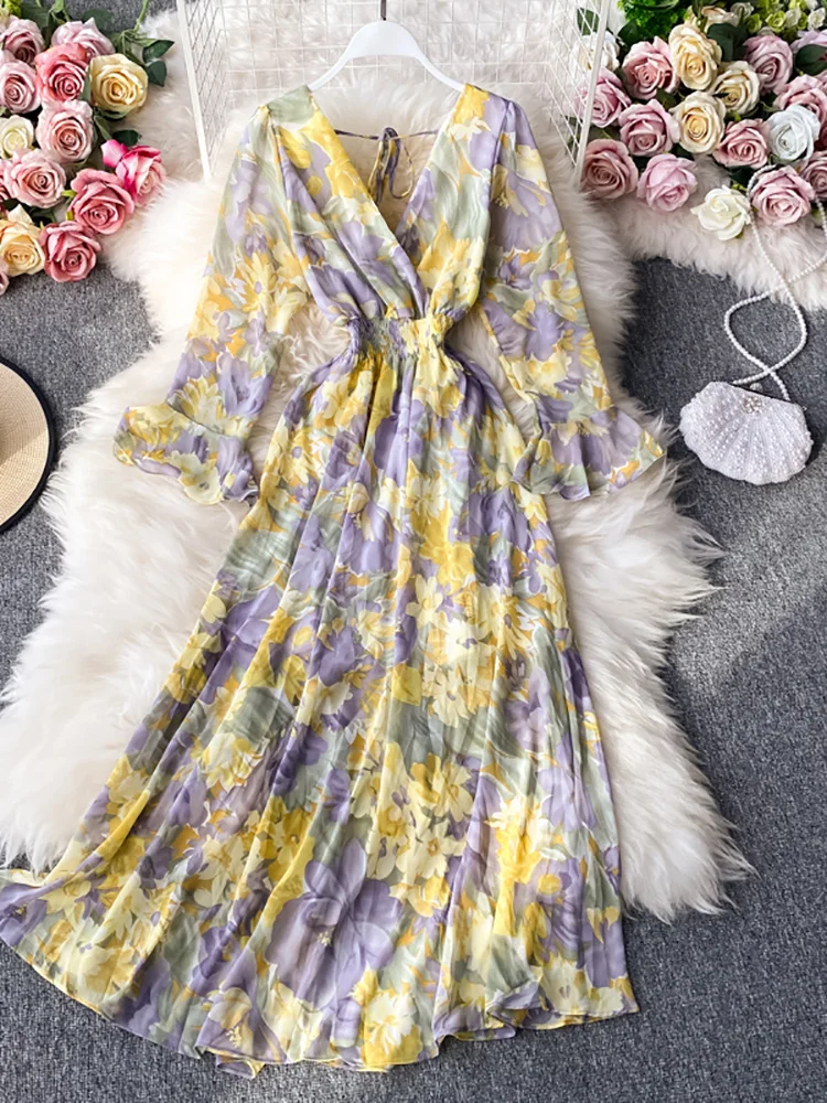 

Женское длинное винтажное платье с цветочным принтом, V-образным вырезом, Расклешенным рукавом, открытой спиной и высокой талией, ТРАПЕЦИЕВИДНОЕ Макси-платье с широкой юбкой, весна-осень