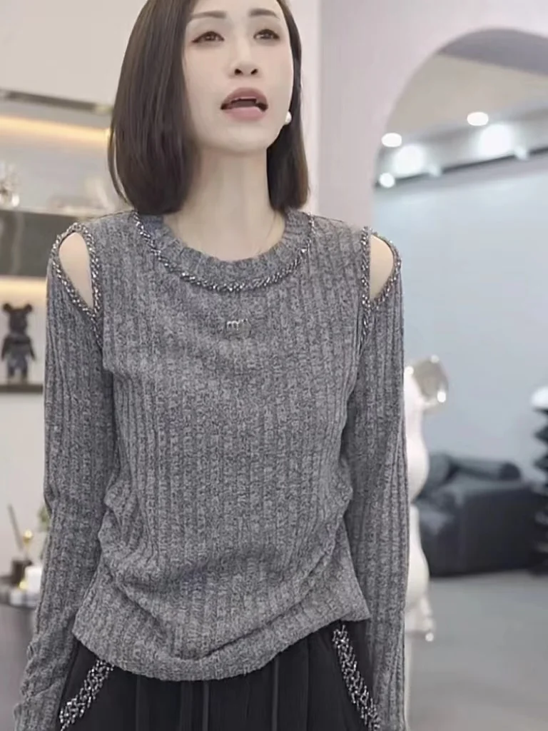 Luxury Style Diamond Hollowed Out Knit Pullover Women Autumn Winter Bottoming Sweater Elegant Off Shoulder Top Pull Femme
Luxury Style Diamond Hollowed Out Knit Pullover Women Autumn Winter Bottoming Sweater Elegant Off Shoulder Top Pull Femme
