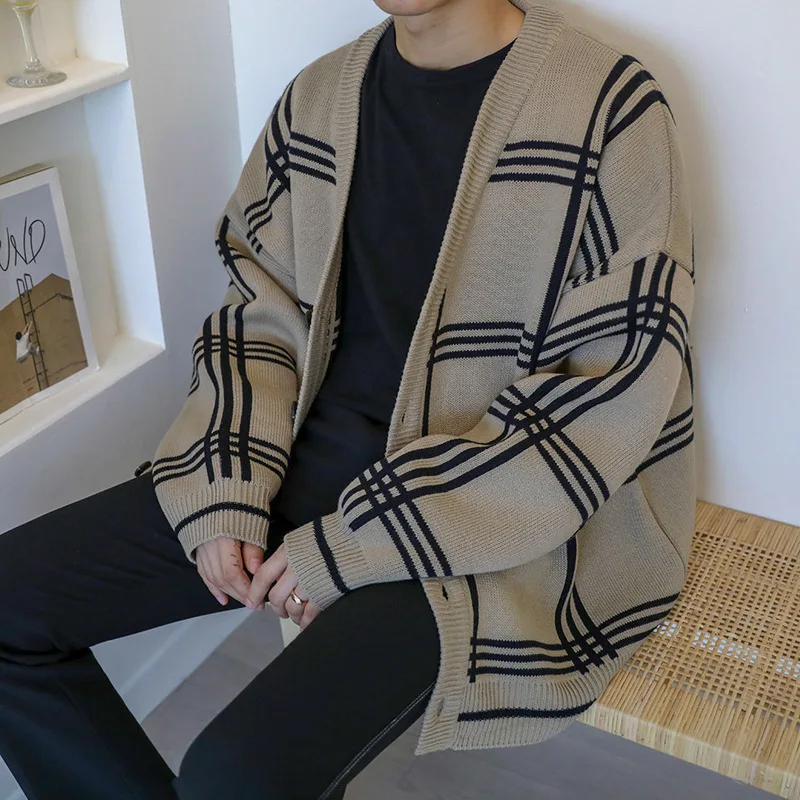 Casual Solid Color Outerwear Men's Cardigan Korean Plaid Knitting Sweater Coat Loose Outwear Autumn Clothes 2022
Casual Solid Color Outerwear Men's Cardigan Korean Plaid Knitting Sweater Coat Loose Outwear Autumn Clothes 2022