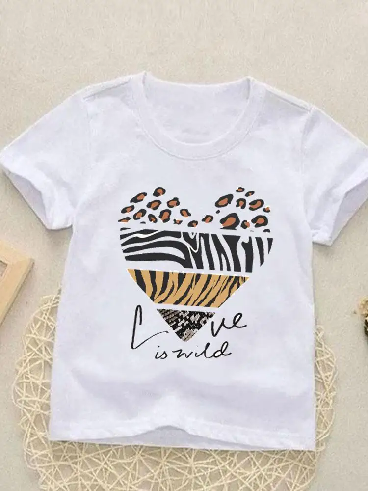Kids Tees Tops Short Sleeve Fashion O-neck Girls Boys Summer Leopard Trend New Sweet Cartoon Outfits T-shirts Children Clothes
Kids Tees Tops Short Sleeve Fashion O-neck Girls Boys Summer Leopard Trend New Sweet Cartoon Outfits T-shirts Children Clothes