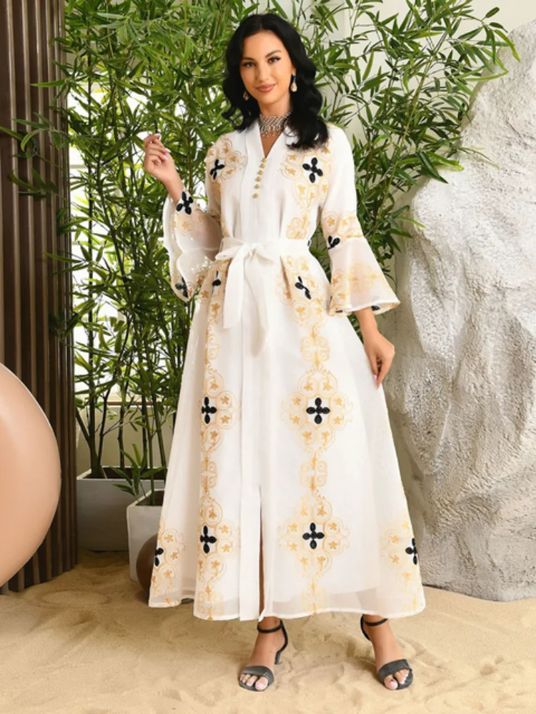 Turkey Dresses For Women Luxury Embroidered Long Dress Flared Sleeves Belted Kaftan Muslim Party Robe Abaya Ramadan
Turkey Dresses For Women Luxury Embroidered Long Dress Flared Sleeves Belted Kaftan Muslim Party Robe Abaya Ramadan