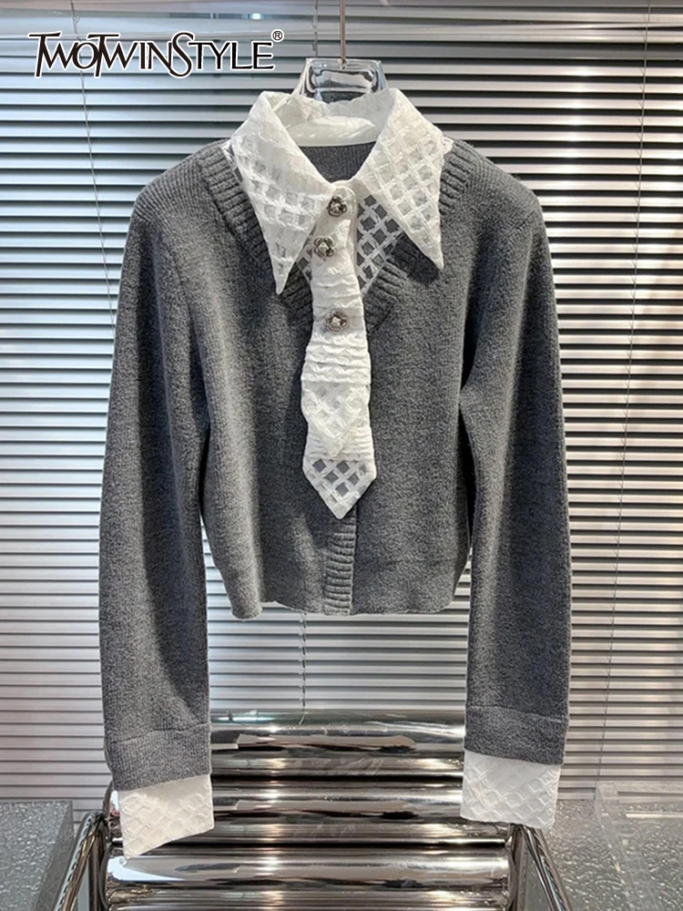 TWOTWINSTYLE Colorblock Spliced Button Knitting Sweaters For Women Lapel Long Sleeve Patchwork Lace Slimming Sweater Female New
TWOTWINSTYLE Colorblock Spliced Button Knitting Sweaters For Women Lapel Long Sleeve Patchwork Lace Slimming Sweater Female New