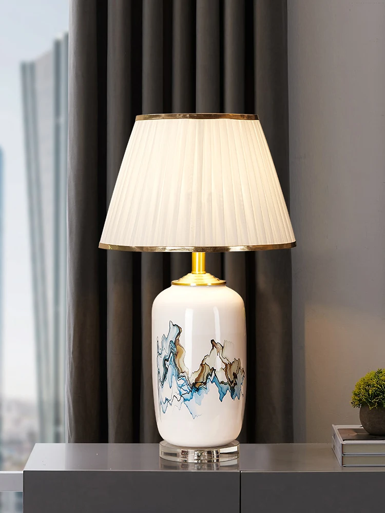 Jingdezhen Chinese ceramic desk lamp bedroom bedside lamp light luxury creativity advanced sense simple modern warm living room
Jingdezhen Chinese ceramic desk lamp bedroom bedside lamp light luxury creativity advanced sense simple modern warm living room