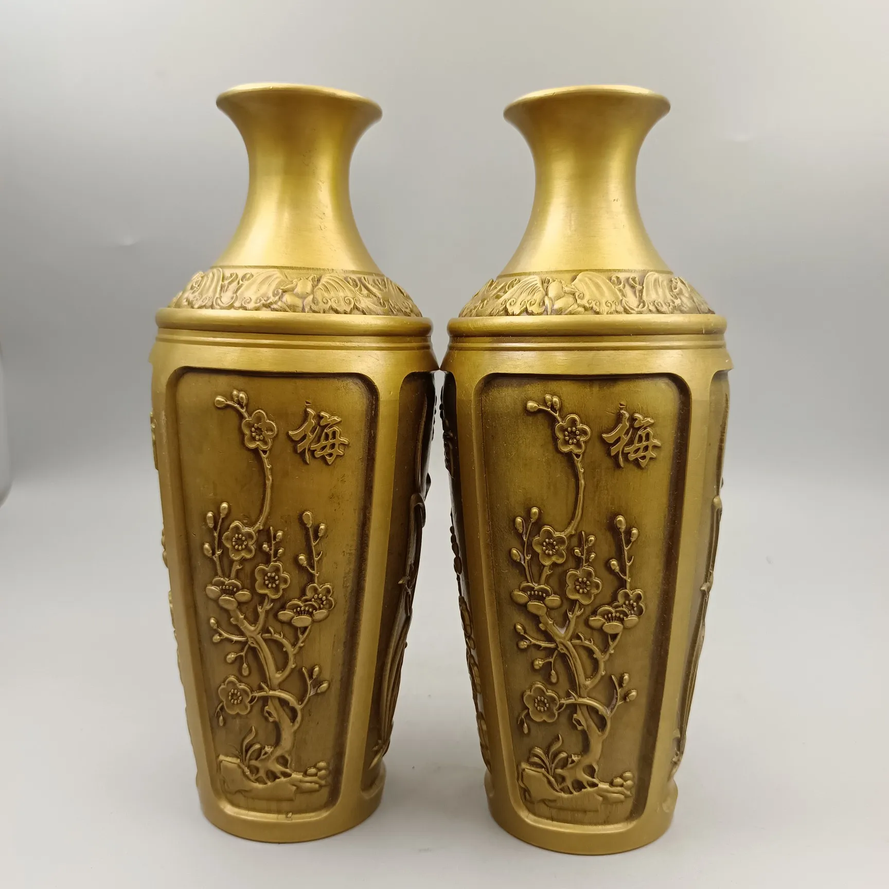 Collect Elaborate Brass Statue Luck “Chrysanthemum”Flower Vase Metal Crafts Small Decorative Item Home Decoration
Collect Elaborate Brass Statue Luck “Chrysanthemum”Flower Vase Metal Crafts Small Decorative Item Home Decoration