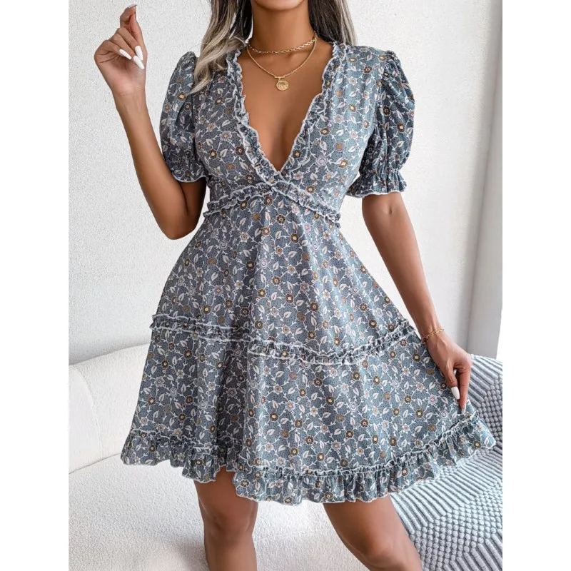 Spring/Summer Sexy V-Neck Short Sleeve Wooden Ear Edge Large Swing Fragmented Flower Pocketless A-line Dress Women's Dress
Spring/Summer Sexy V-Neck Short Sleeve Wooden Ear Edge Large Swing Fragmented Flower Pocketless A-line Dress Women's Dress