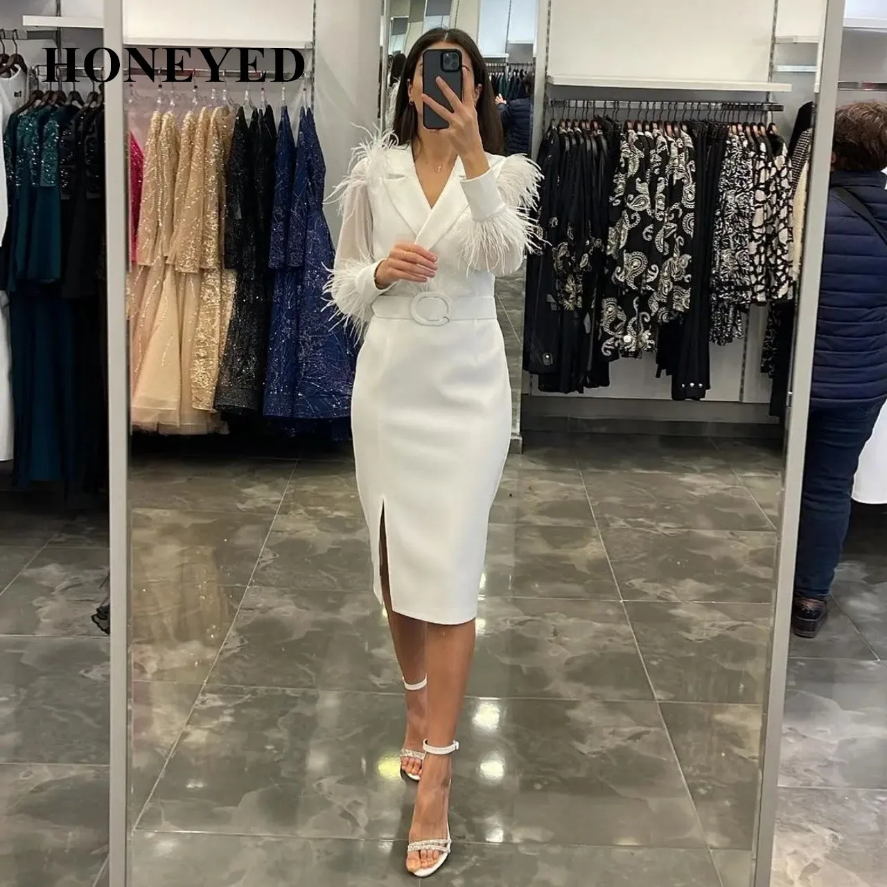 Honeyed 2023 Thinyfull Short Mermaid Evening Party Dresses Long Sleeve Stain Feather Prom Gowns Arabia Elegant Formal Occasion
Honeyed 2023 Thinyfull Short Mermaid Evening Party Dresses Long Sleeve Stain Feather Prom Gowns Arabia Elegant Formal Occasion