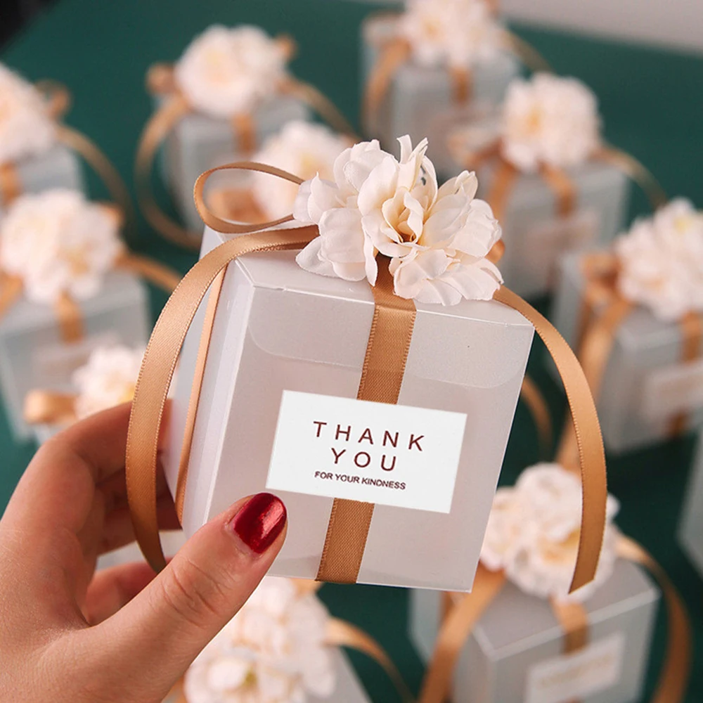 10/20/30/50 Thank You Transparent Gift Bags Artificial Flower Ribbon Wedding Souvenirs for Guests Matte Dragees Box For Baptism
10/20/30/50 Thank You Transparent Gift Bags Artificial Flower Ribbon Wedding Souvenirs for Guests Matte Dragees Box For Baptism