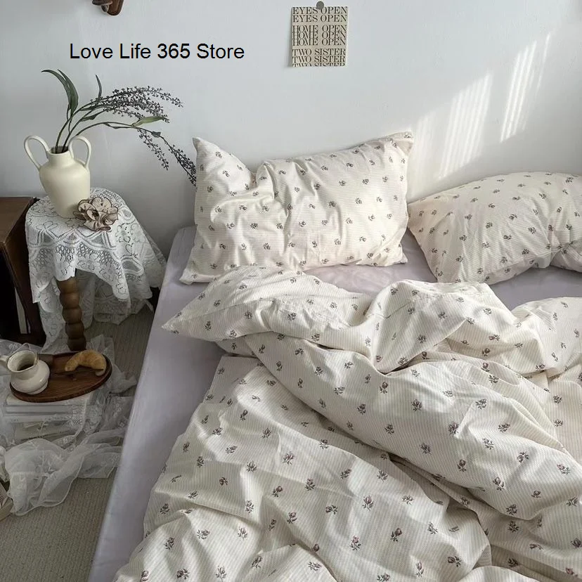 INS Purple Flower Bedding Sets Lovely Bed Linen Sheet Duvet Cover Single Double Queen King Soft Bedclothes For Girls Adults
INS Purple Flower Bedding Sets Lovely Bed Linen Sheet Duvet Cover Single Double Queen King Soft Bedclothes For Girls Adults