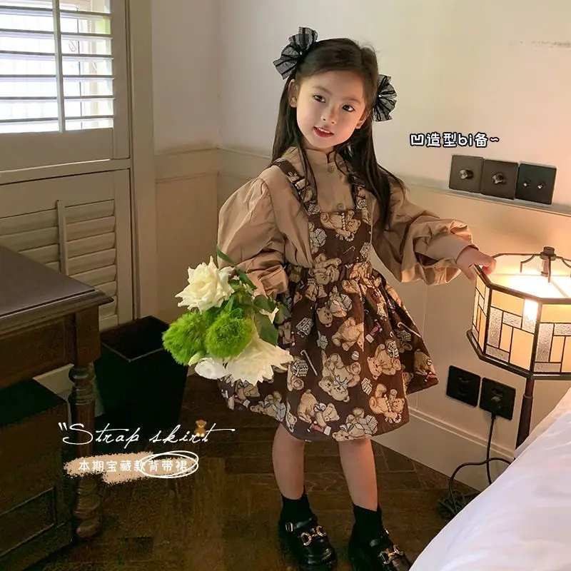 Children's Autumn Set Solid Colored Casual Long Sleeved Shirt Girls+two Piece Teddy Bear Print Strap Pants Girls' Fashion Set
Children's Autumn Set Solid Colored Casual Long Sleeved Shirt Girls+two Piece Teddy Bear Print Strap Pants Girls' Fashion Set