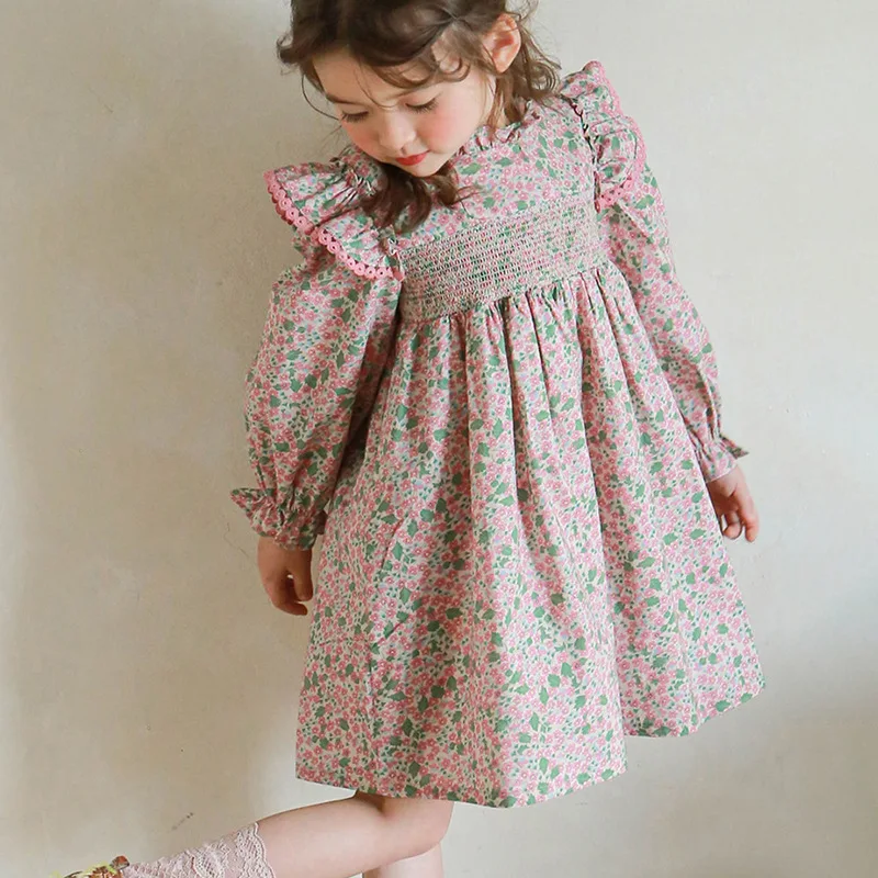 

Весна 2024, новинка, клубника Шань, корейское детское платье в западном стиле для девочек с цветочным рисунком, платье с рукавом фей, весна Zhengm