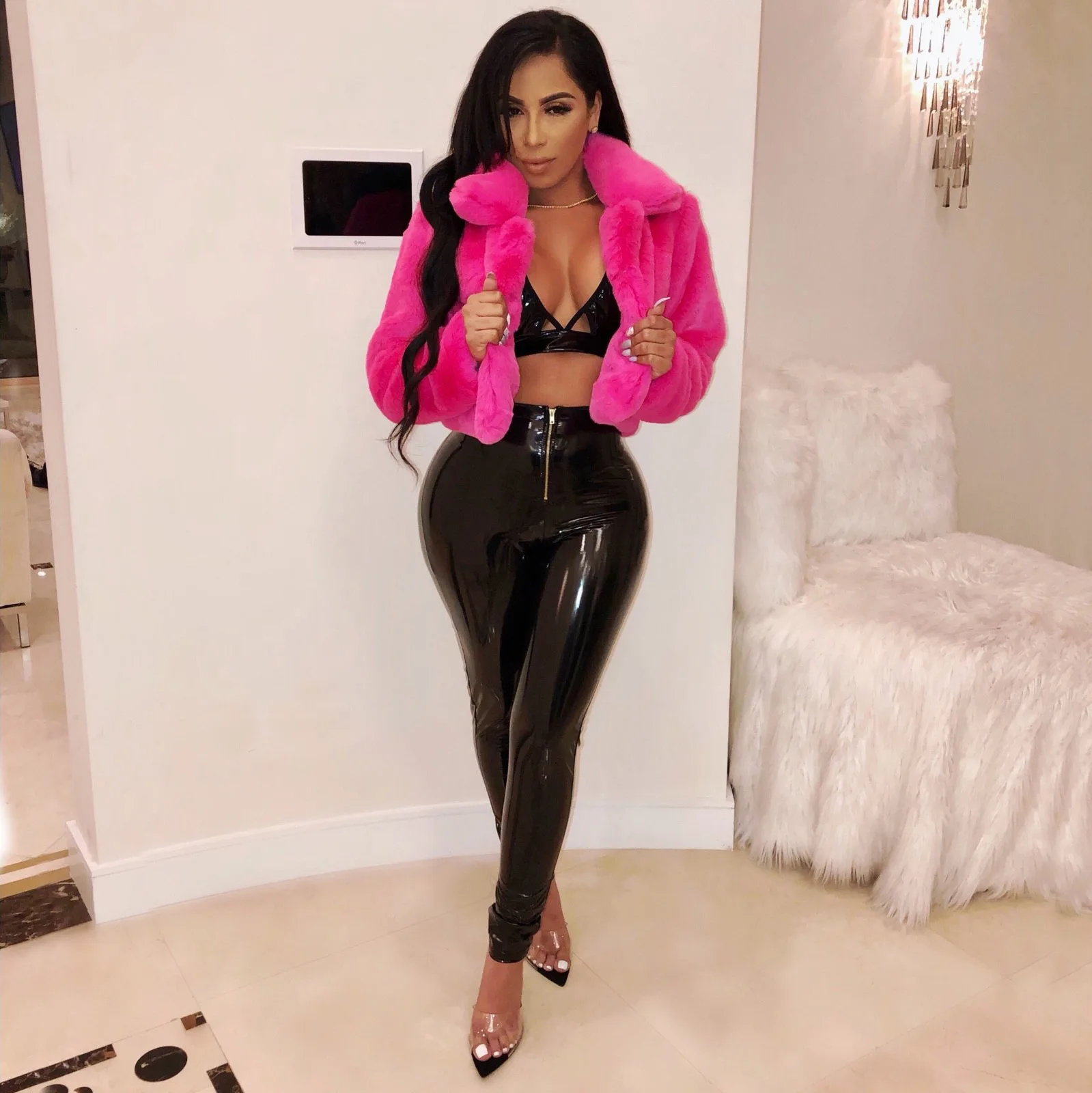 Hot Sale Women'S Autumn And Winter Loose Faux Fur Cardigan Short Jacket Fluffy Coat Fluorescent Color Commuter Thick Coat
Hot Sale Women'S Autumn And Winter Loose Faux Fur Cardigan Short Jacket Fluffy Coat Fluorescent Color Commuter Thick Coat