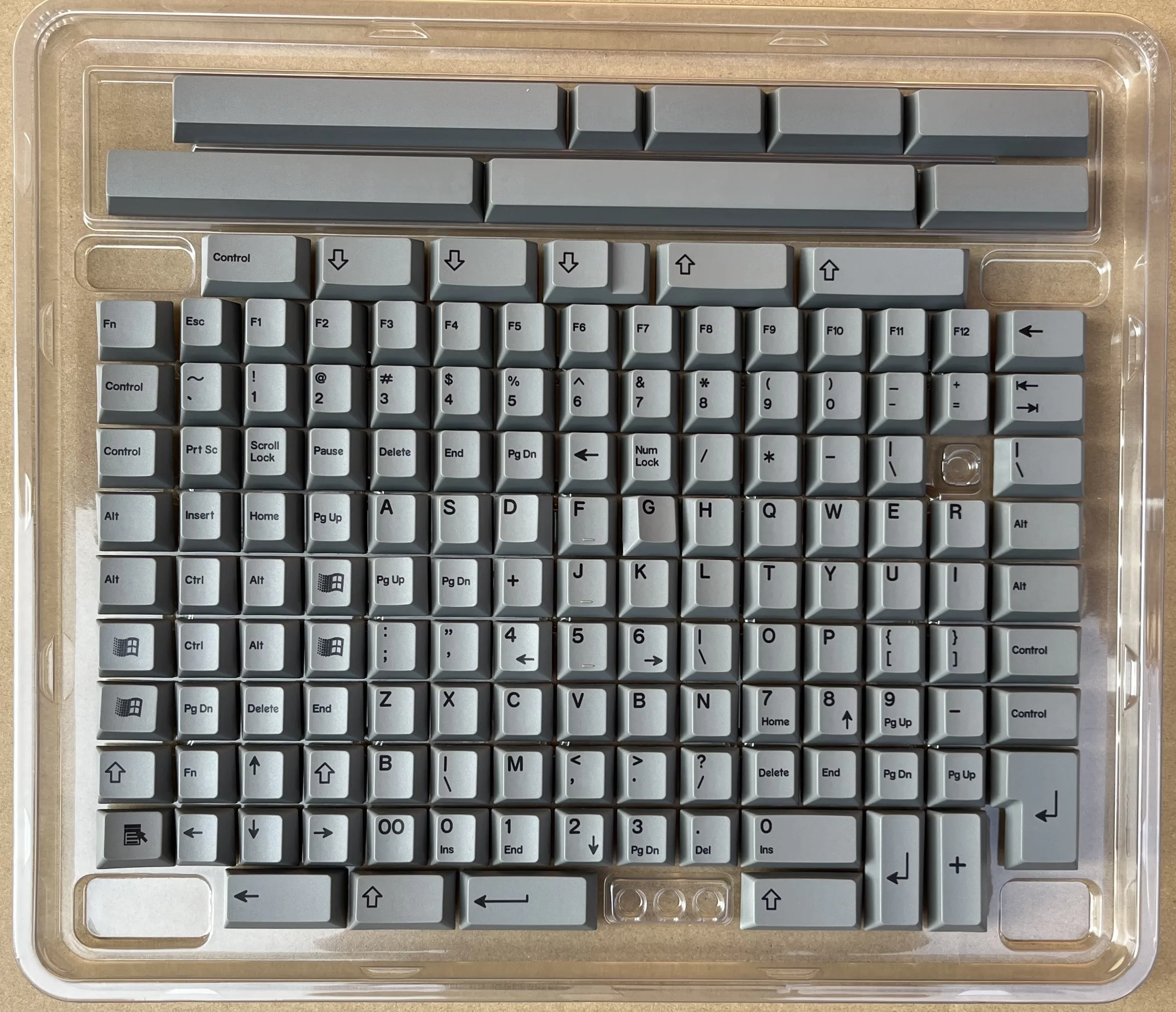 Shenpo Retro Simple Grey Keycaps Cherry Profile PBT Dye Sub Mechanical keyboard Keycaps Black On Grey 147 Keycs
Shenpo Retro Simple Grey Keycaps Cherry Profile PBT Dye Sub Mechanical keyboard Keycaps Black On Grey 147 Keycs