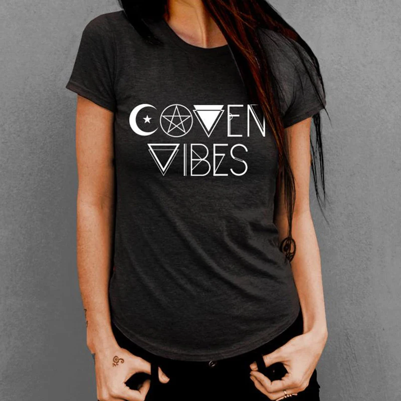 Coven Vibes Letter Print T-shirt Halloween Funny Festival Tshirt Women Witch Magic Girl Shirts Cotton Streetwear Tops Drop Ship
Coven Vibes Letter Print T-shirt Halloween Funny Festival Tshirt Women Witch Magic Girl Shirts Cotton Streetwear Tops Drop Ship