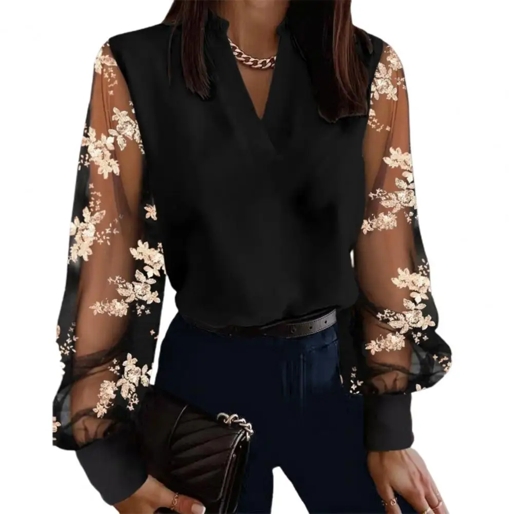 Casual Women Blouse Elegant Patchwork Lace Splicing Office Lady Blouse V-neck Puff Sleeve Pullover Tops Loose Fit Women's Shirt
Casual Women Blouse Elegant Patchwork Lace Splicing Office Lady Blouse V-neck Puff Sleeve Pullover Tops Loose Fit Women's Shirt