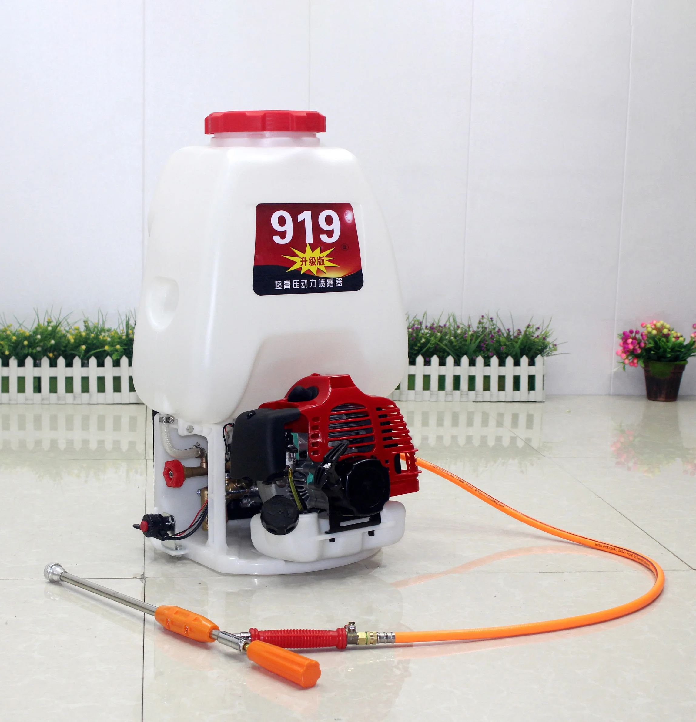 919 DUSTER & SPRAYER BACKPACK MISTER 52CC 2 STROKE AGRICULTURAL PESTICIDES FERTILIZER GASOLINE ENGINE 25L
919 DUSTER & SPRAYER BACKPACK MISTER 52CC 2 STROKE AGRICULTURAL PESTICIDES FERTILIZER GASOLINE ENGINE 25L