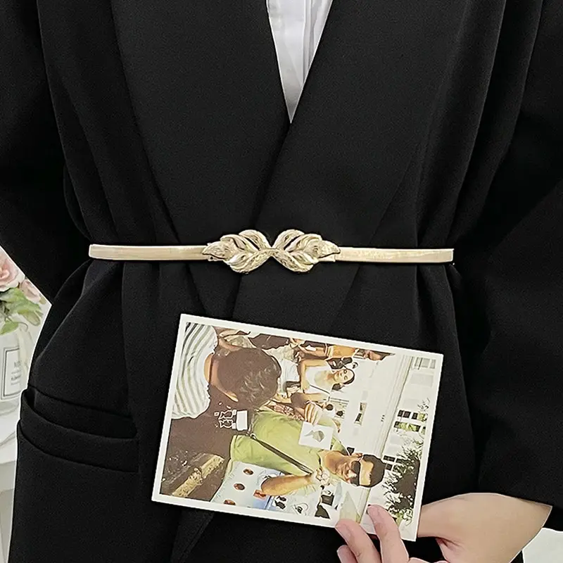 Fashion Women's Gold Elastic Bowknot Waist Belt Ladies Designer Versatile Dress Decorative Waist Chain Clothing Accessories
Fashion Women's Gold Elastic Bowknot Waist Belt Ladies Designer Versatile Dress Decorative Waist Chain Clothing Accessories