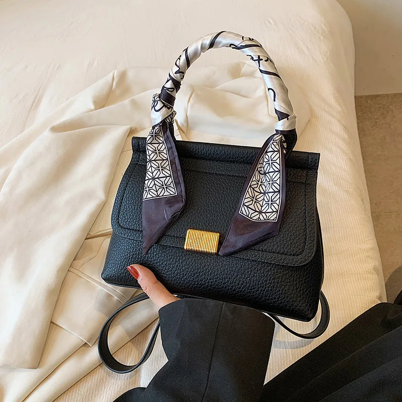 Small Litchi Pattern Design Handbag for Women 2023 High Grade Simple Versatile One Shoulder Small Square Bag for Women
Small Litchi Pattern Design Handbag for Women 2023 High Grade Simple Versatile One Shoulder Small Square Bag for Women