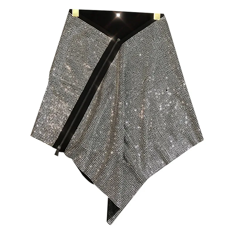 Fashion 2023 Autumn New Shining High-temperature Hot Drilling Heavy Industry Oblique Zipper Irregular Skirt 
Fashion 2023 Autumn New Shining High-temperature Hot Drilling Heavy Industry Oblique Zipper Irregular Skirt