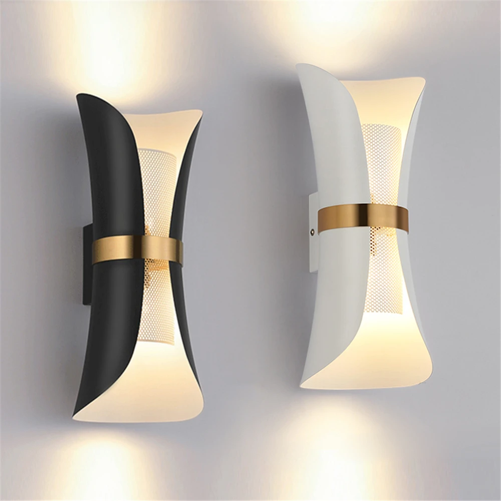 Simple E27 Indoor Wall Lamps Black/White Body Bedroom Bedside Lamp Living Room Aisle Corridor Lighting Modern Wall Light 85-265V
Simple E27 Indoor Wall Lamps Black/White Body Bedroom Bedside Lamp Living Room Aisle Corridor Lighting Modern Wall Light 85-265V