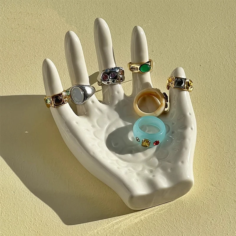 Fashion Ins Ring Jewelry Storage Ceramic Palm Entrance Ornaments Bathroom Organizer Soap Dish Kawaii Home Decoration Accessories
Fashion Ins Ring Jewelry Storage Ceramic Palm Entrance Ornaments Bathroom Organizer Soap Dish Kawaii Home Decoration Accessories