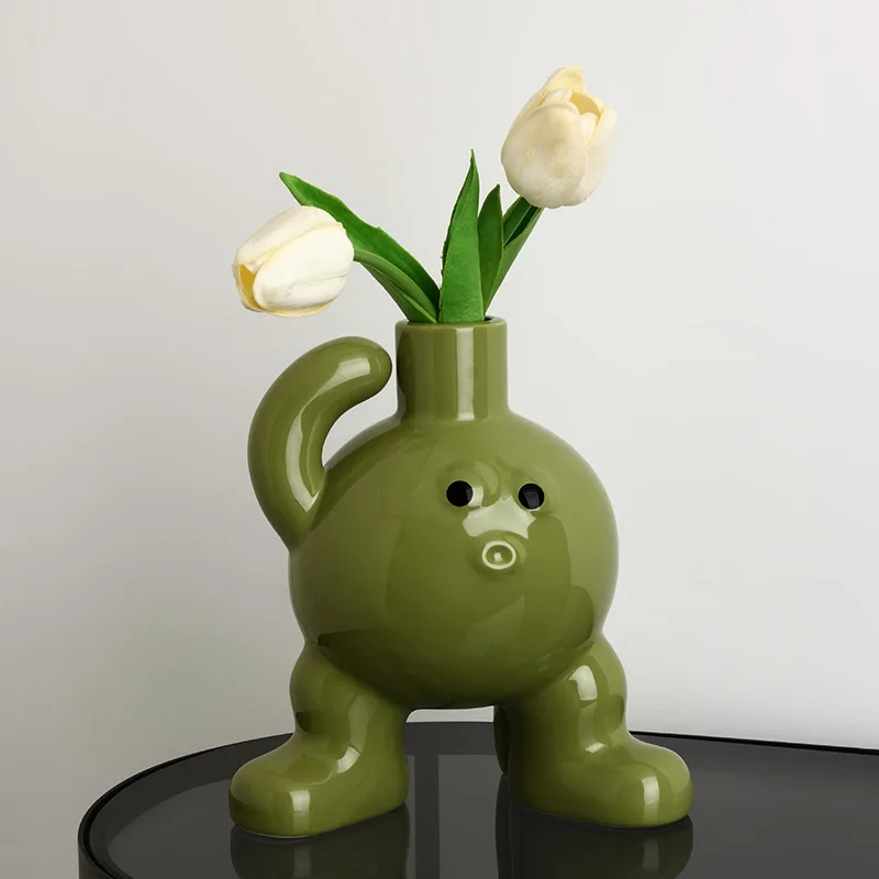 Creative cute ins wind big feet small vase ceramic porch dining table living room flower arrangement art decorative ornaments
Creative cute ins wind big feet small vase ceramic porch dining table living room flower arrangement art decorative ornaments
