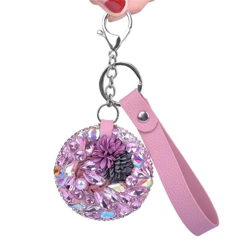 2022 New Car Key Pendant Diamond-encrusted Makeup Mirror Car Interior Jewelry Crystal Key Chain Lanyard Ladies Key Decoration
2022 New Car Key Pendant Diamond-encrusted Makeup Mirror Car Interior Jewelry Crystal Key Chain Lanyard Ladies Key Decoration