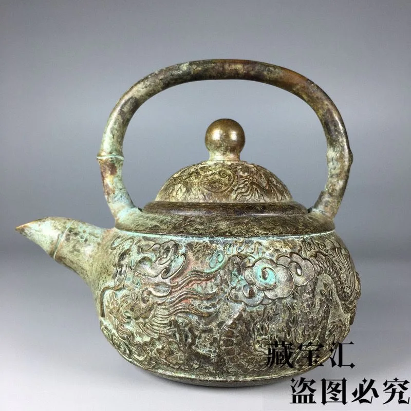 

Genuine unearthed old objects, Xuande dragon and phoenix teapots, copper kettles, brass wine pots, kettles bronze utensils