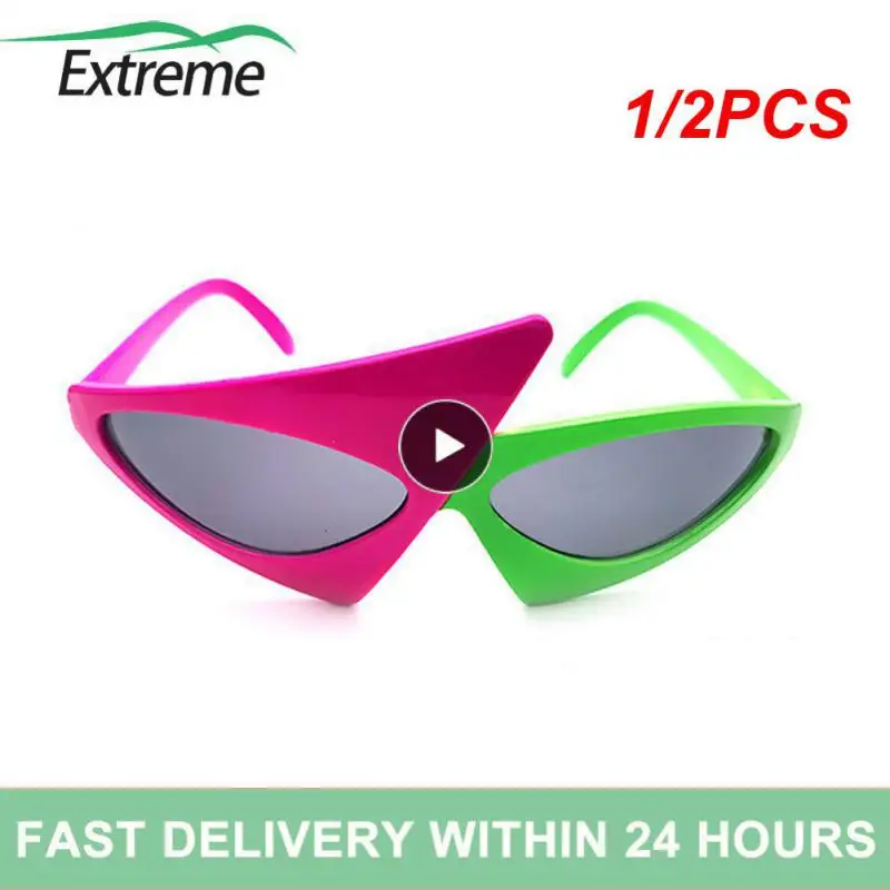 1/2PCS Fashion Personality Triangular Sunglasses Wear Resistant Comfortable To Wear Triangle Metal Frame Sunglasses Pc Material
1/2PCS Fashion Personality Triangular Sunglasses Wear Resistant Comfortable To Wear Triangle Metal Frame Sunglasses Pc Material