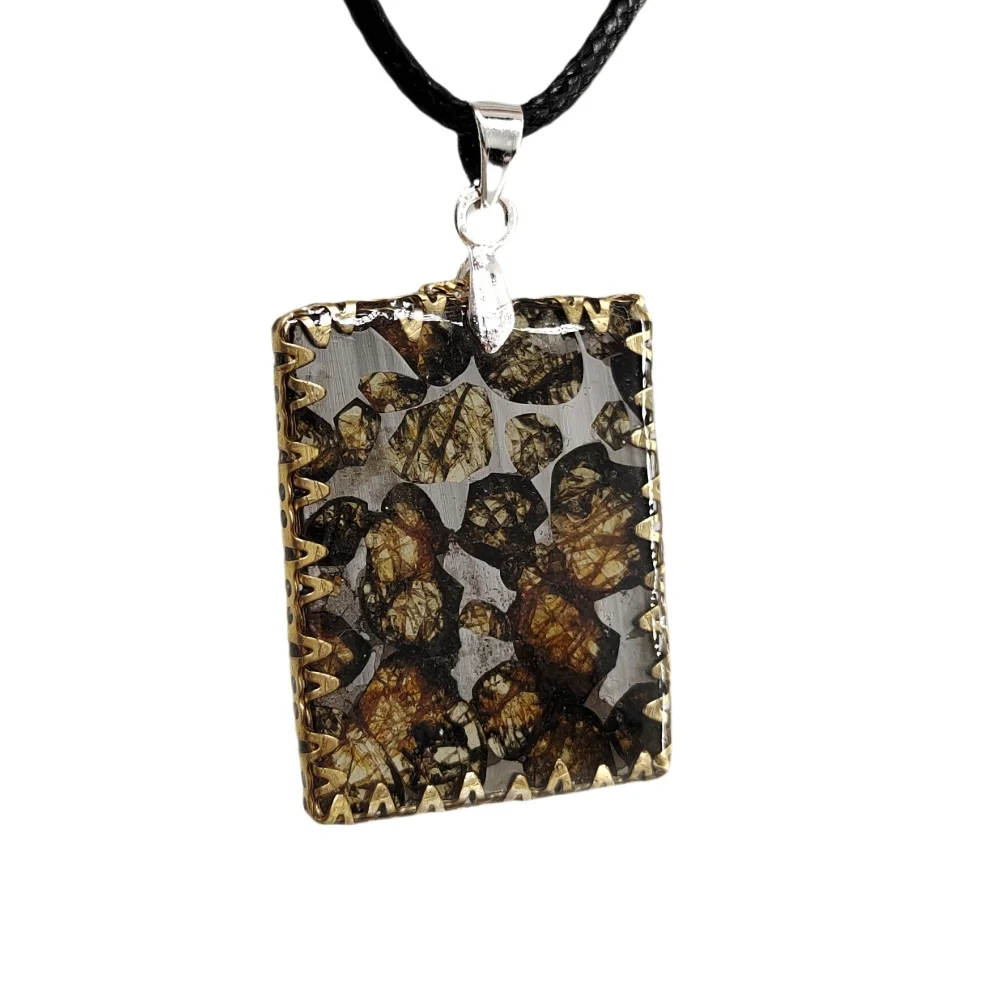Brenham Natural Olivine Meteorite Pendant Olivine meteorite material Specimen Pendant Jewelry pendant for men and women - QB320
Brenham Natural Olivine Meteorite Pendant Olivine meteorite material Specimen Pendant Jewelry pendant for men and women - QB320