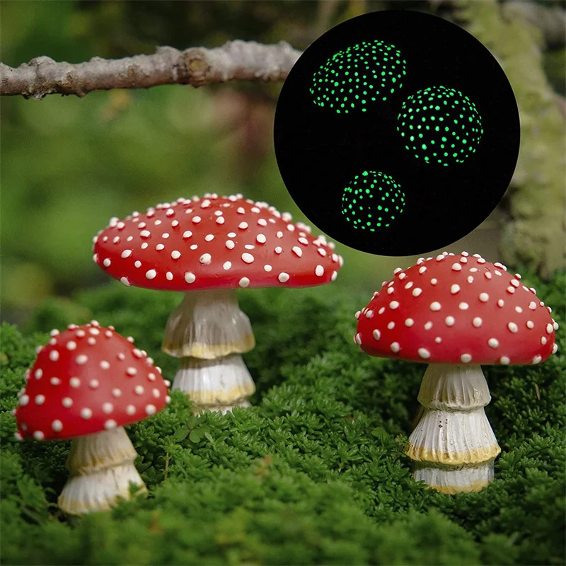 3PCS Mini Mushroom Glow In The Dark Ornament Durable Garden Mushroom Figurines Resin Mushroom Garden DIY Landscape Craft
3PCS Mini Mushroom Glow In The Dark Ornament Durable Garden Mushroom Figurines Resin Mushroom Garden DIY Landscape Craft