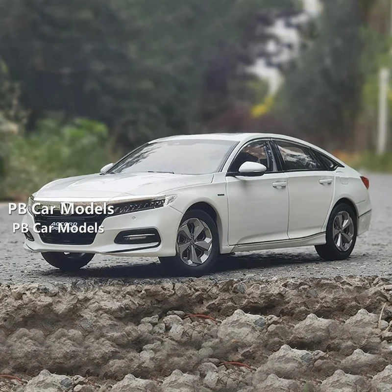 1:18 alloy car model original tenth generation Accord hybrid version ACCORD 2018 car model
1:18 alloy car model original tenth generation Accord hybrid version ACCORD 2018 car model