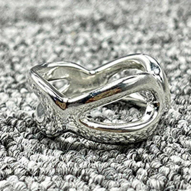 

2022 Новинка, подходит для UNO DE 50, модное посеребренное кольцо с кулоном 925, нишевое ювелирное изделие, подарок