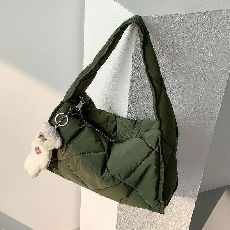 

Autumn and winter new large-capacity soft puff cloud bag nylon shoulder bag women's niche rhombic hand-held padded bag