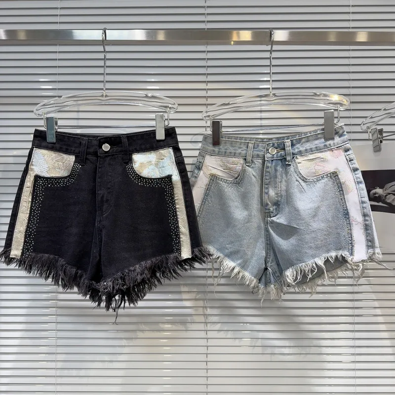 BORVEMAYS Diamonds Patchwork Slim Denim Shorts Women High Waist Casual All-match Jeans Summer New 2024 WZ1894
BORVEMAYS Diamonds Patchwork Slim Denim Shorts Women High Waist Casual All-match Jeans Summer New 2024 WZ1894