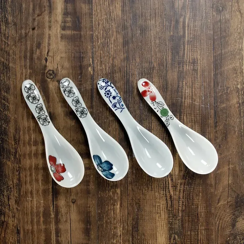 14.5*4cm Ceramic Spoon Japanese-style Underglaze Blue Red Flower Soup Scoop Dinnerware Household Kitchen Supplies Tableware
14.5*4cm Ceramic Spoon Japanese-style Underglaze Blue Red Flower Soup Scoop Dinnerware Household Kitchen Supplies Tableware