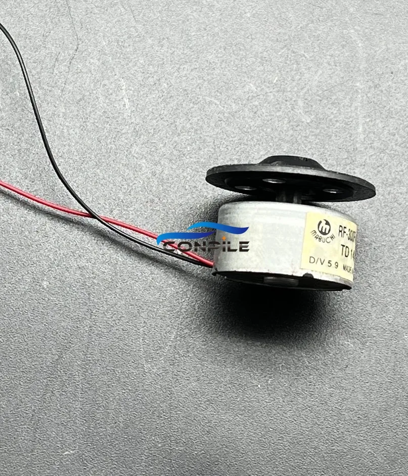 1pc With tray motor 300 5.9V for CD DVD player audio player
1pc With tray motor 300 5.9V for CD DVD player audio player