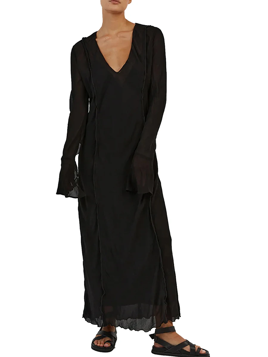 Boho Chic Crochet with Sheer Mesh and Backless Design - Perfect for Summer Beach Coverups and Y2K Fashion Trends
Boho Chic Crochet with Sheer Mesh and Backless Design - Perfect for Summer Beach Coverups and Y2K Fashion Trends