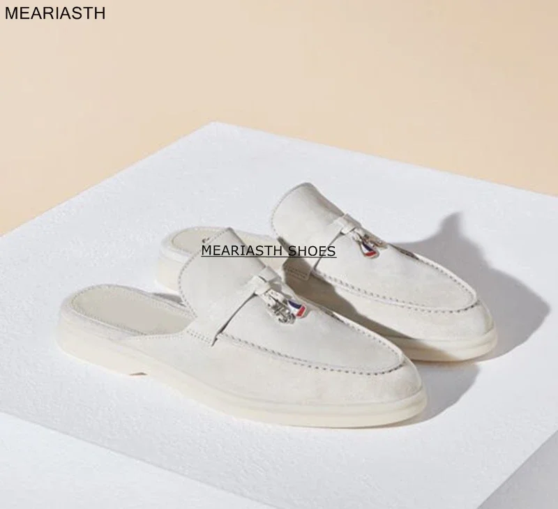 Quality Suede Wrap Toe flat Slippers Women's Round toe Casual Loafers Shoes Tassel pendant Designer Mules Hot sale Brand Shoes
Quality Suede Wrap Toe flat Slippers Women's Round toe Casual Loafers Shoes Tassel pendant Designer Mules Hot sale Brand Shoes
