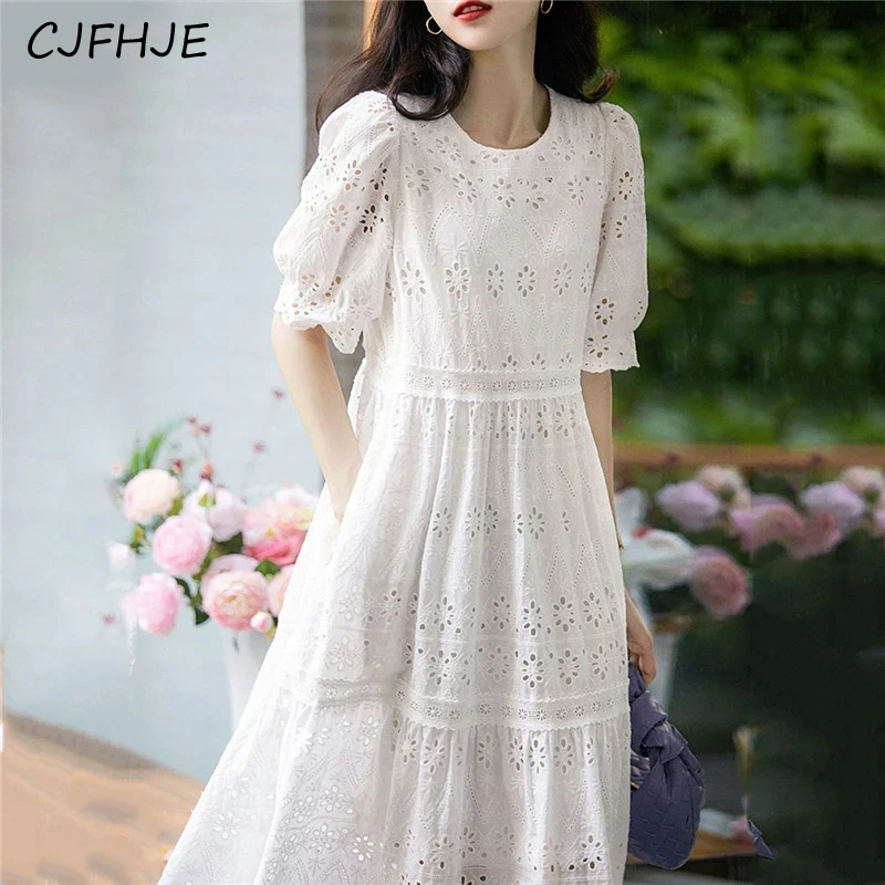 CJFHJE Women's Vintage Hollow Lace Embroidery Elegant Party Dresses Summer Simple Casual Short Sleeve White Beach Midi Dress
CJFHJE Women's Vintage Hollow Lace Embroidery Elegant Party Dresses Summer Simple Casual Short Sleeve White Beach Midi Dress