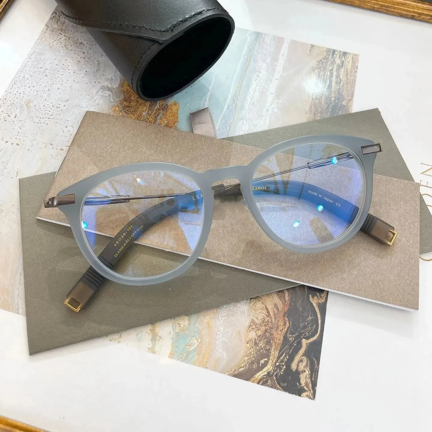 Lancir LSA-402 DLX402 Classic Popular Business High End Men Sun Glasses Fashion Luxury Design Metal Frame Women Couple Eyewear
Lancir LSA-402 DLX402 Classic Popular Business High End Men Sun Glasses Fashion Luxury Design Metal Frame Women Couple Eyewear