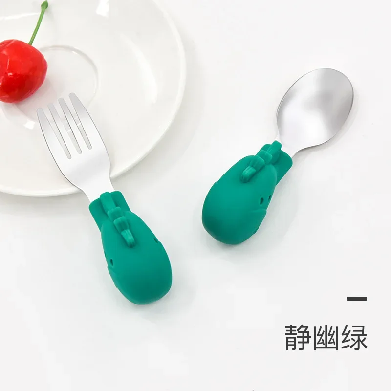 Спортивная ложка и ложка с короткой ручкой, набор из ложки и ложки из нержавеющей стали для детского кормления, тренировочные ручки с короткой силиконовой ручкой
Спортивная ложка и ложка с короткой ручкой, набор из ложки и ложки из нержавеющей стали для детского кормления, тренировочные ручки с короткой силиконовой ручкой
