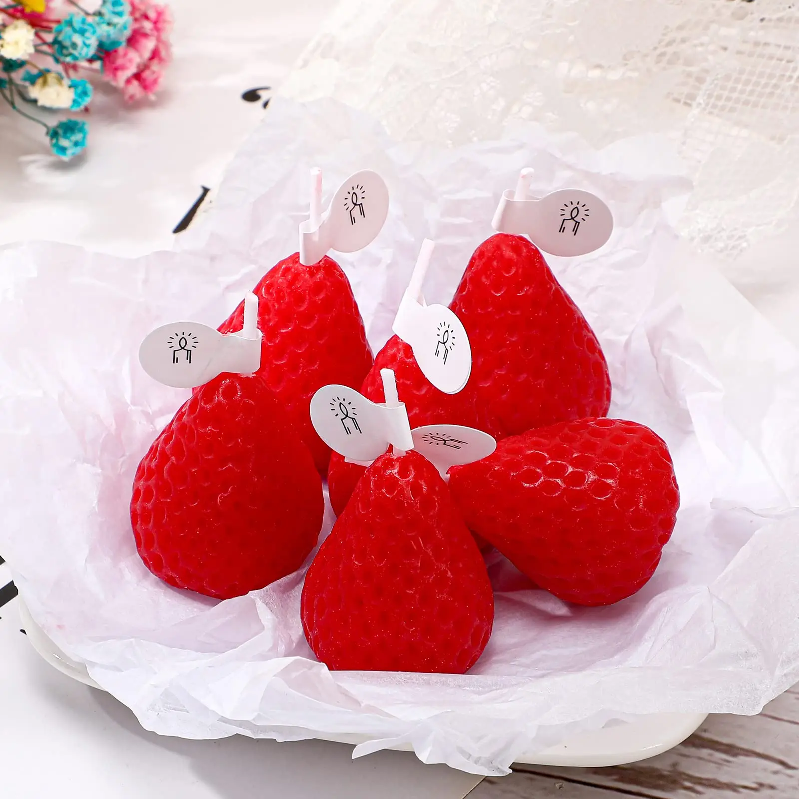 1/2/4Pcs Strawberry Shape Candle Aromatherapy Wax Scented Handmade Candle for Birthday Wedding Party Gift New Year Home Decor 1/2/4Pcs Strawberry Shape Candle Aromatherapy Wax Scented Handmade Candle for Birthday Wedding Party Gift New Year Home Decor