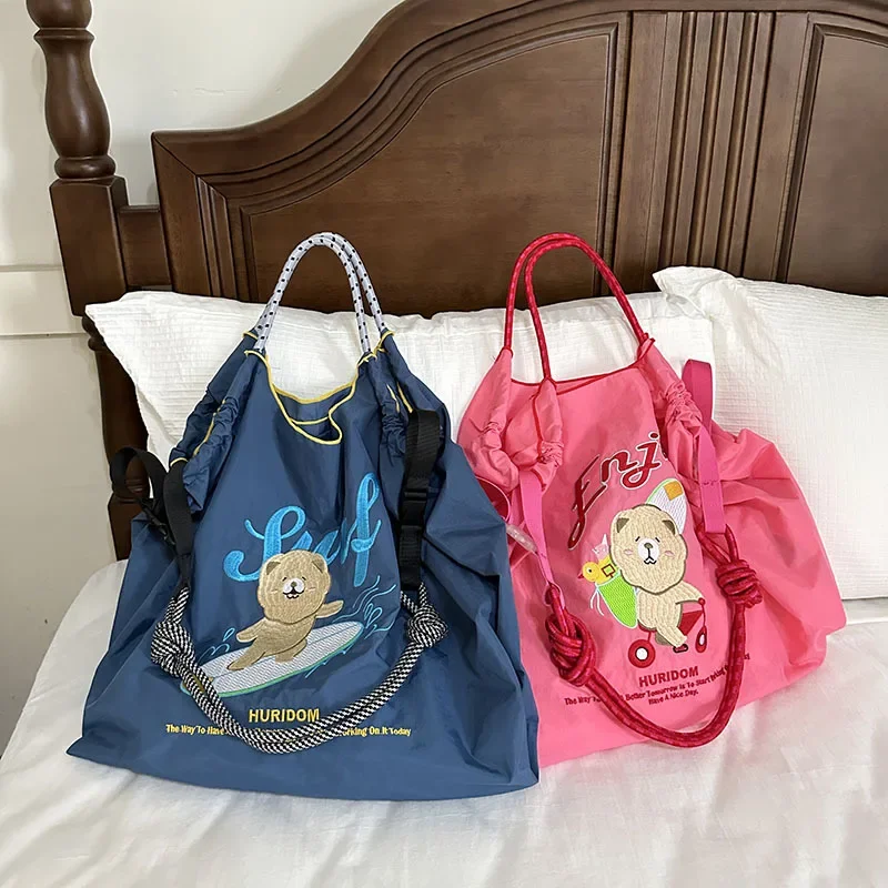 

Эко-сумка с мультяшной вышивкой, медведь, дизайнерская женская сумка через плечо, веревочная ручка, женская сумка из нейлона