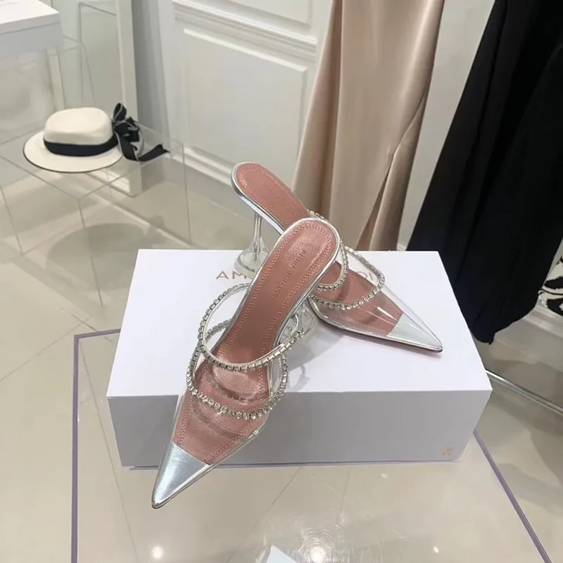 Designer ladies heels Amina Muaddi Rosie Begum Camelia Satin Slingback Pumps Crystal Strap Gilda Lupita Pvc Glass Heeled Sandals
Designer ladies heels Amina Muaddi Rosie Begum Camelia Satin Slingback Pumps Crystal Strap Gilda Lupita Pvc Glass Heeled Sandals